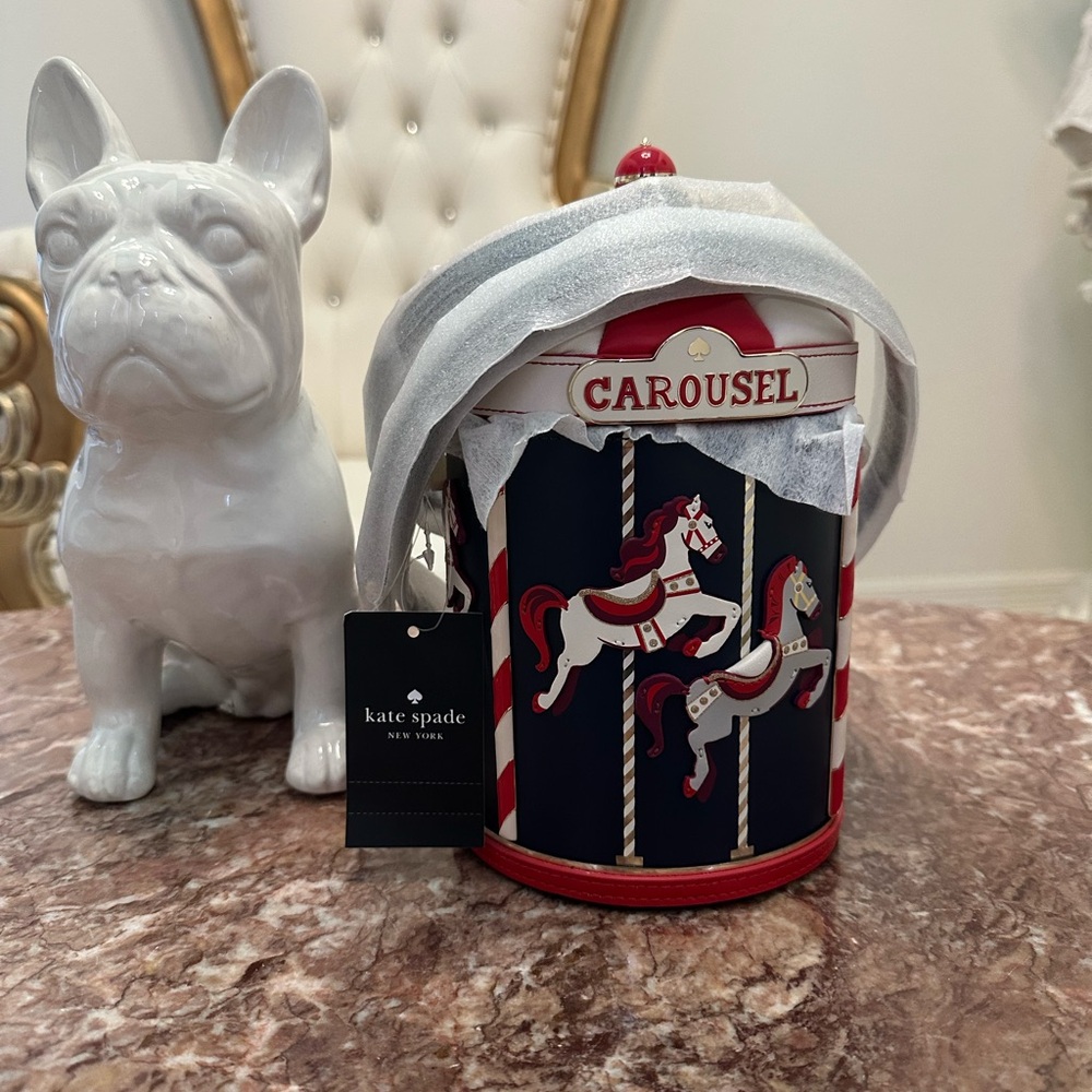 (MSRP $449) Kate Spade Carousel Bucket Bag in Red and White -NWT